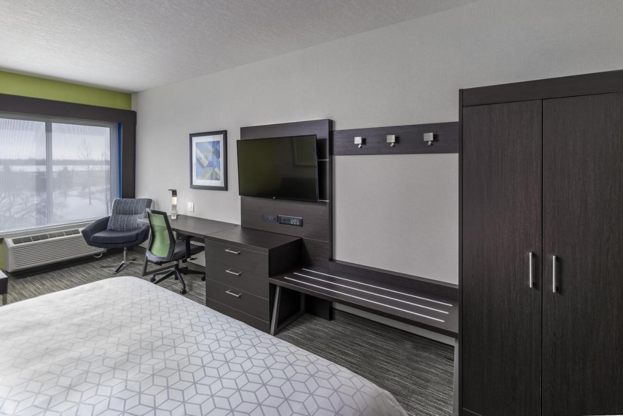 Holiday Inn Express & Suites Kelowna - East By Ihg Zewnętrze zdjęcie