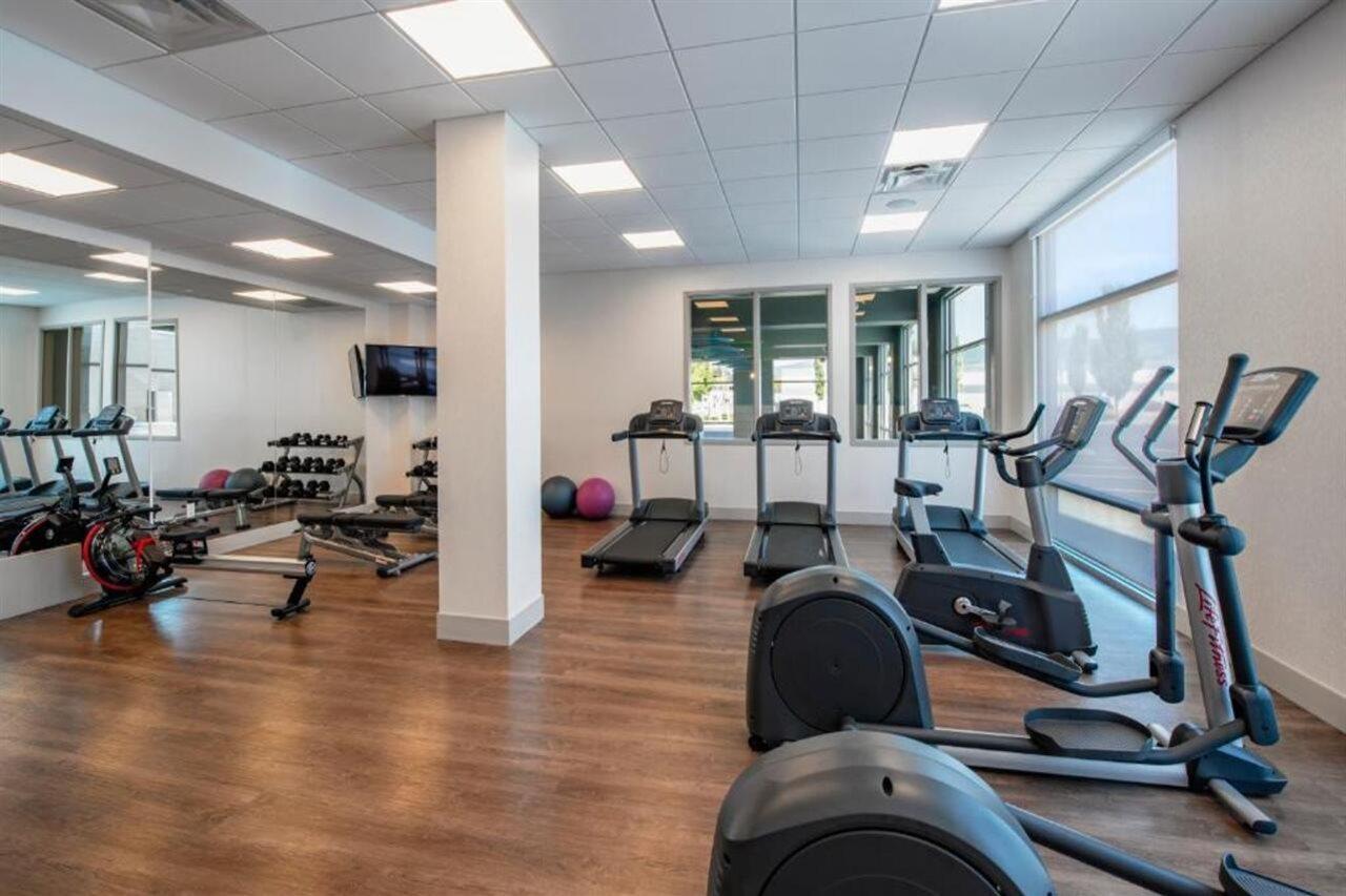Holiday Inn Express & Suites Kelowna - East By Ihg Zewnętrze zdjęcie