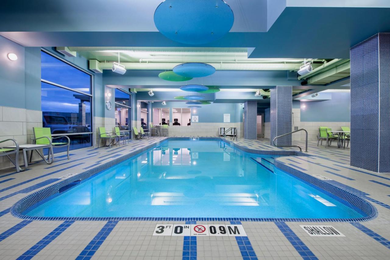 Holiday Inn Express & Suites Kelowna - East By Ihg Zewnętrze zdjęcie