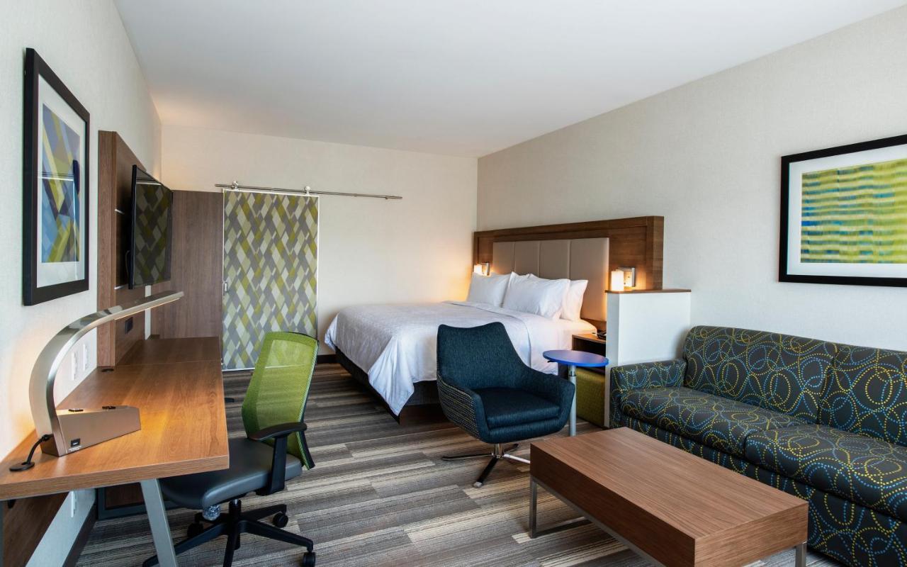 Holiday Inn Express & Suites Kelowna - East By Ihg Zewnętrze zdjęcie
